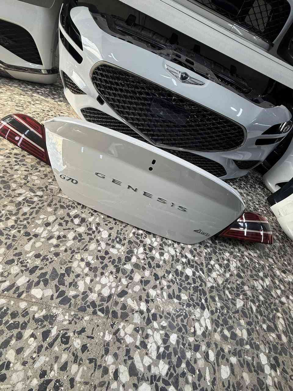 سلام عليكم متوفر ابواب جاملغات بنايد جميع فئات جنسيز
G70-GV70-G80-GV80-G90

وجميع ادوات الجنيسيز للاستفسار ***********-***********

العنوان بغداد شارع 6
