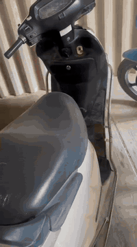 سبيسي ياباني مكفوله
محركهه برغي ممفتوح بي تايرات جدد 
ستفسار تصل ***********
