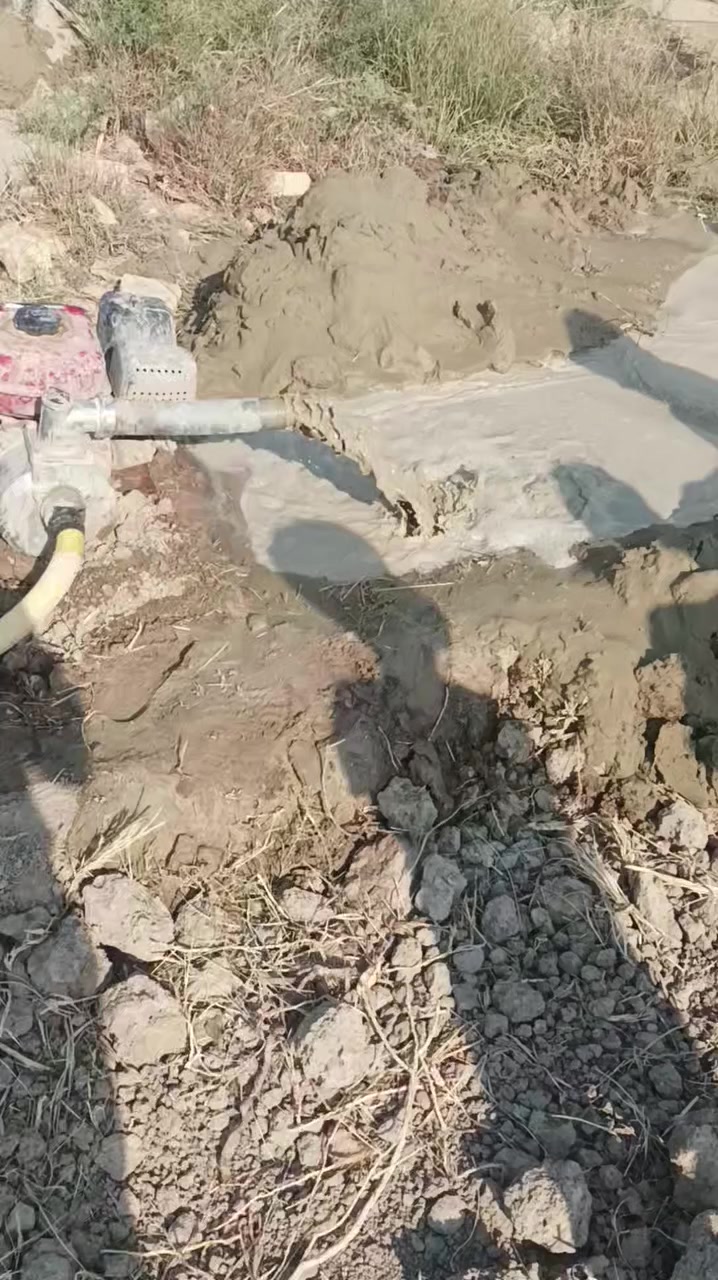 حفر الابار الرتوازية سقي الراضي الزراعية الاتصال ***********
