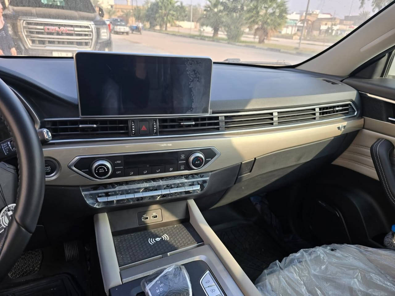 السلام عليكم
للبيع جيتور 70x موديل 26 

7 راكب عداد 600 كيلو فقط

سنوية لغاية 2030 - رقم بغداد نكليزي 

مواصفات كاملة 

السعرر 22 مليون عراقي
الغاية من البيع / الحاجة الى المبلغ للاستفسار ***********
