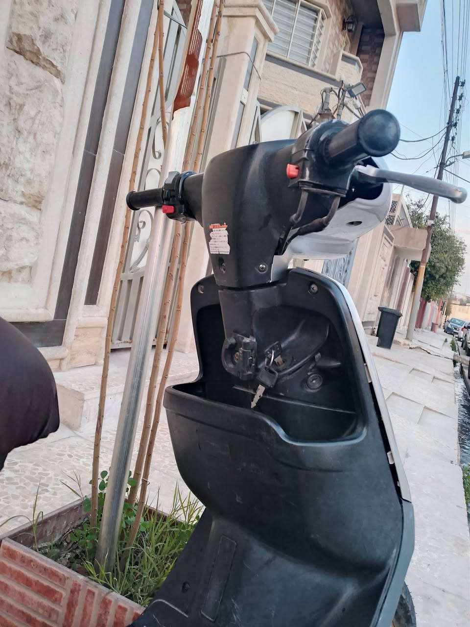 مأطور بوتين حديث دبل سكرتير وقفل اكسل كلو شغال قبغ هندر مفتوح فقط
مكينه مامفتوحه درع تجاري
صوت قليل بل اكسن
السعر 280
وبي مجال
مكان الماطور موصل الأيسر 
***********
