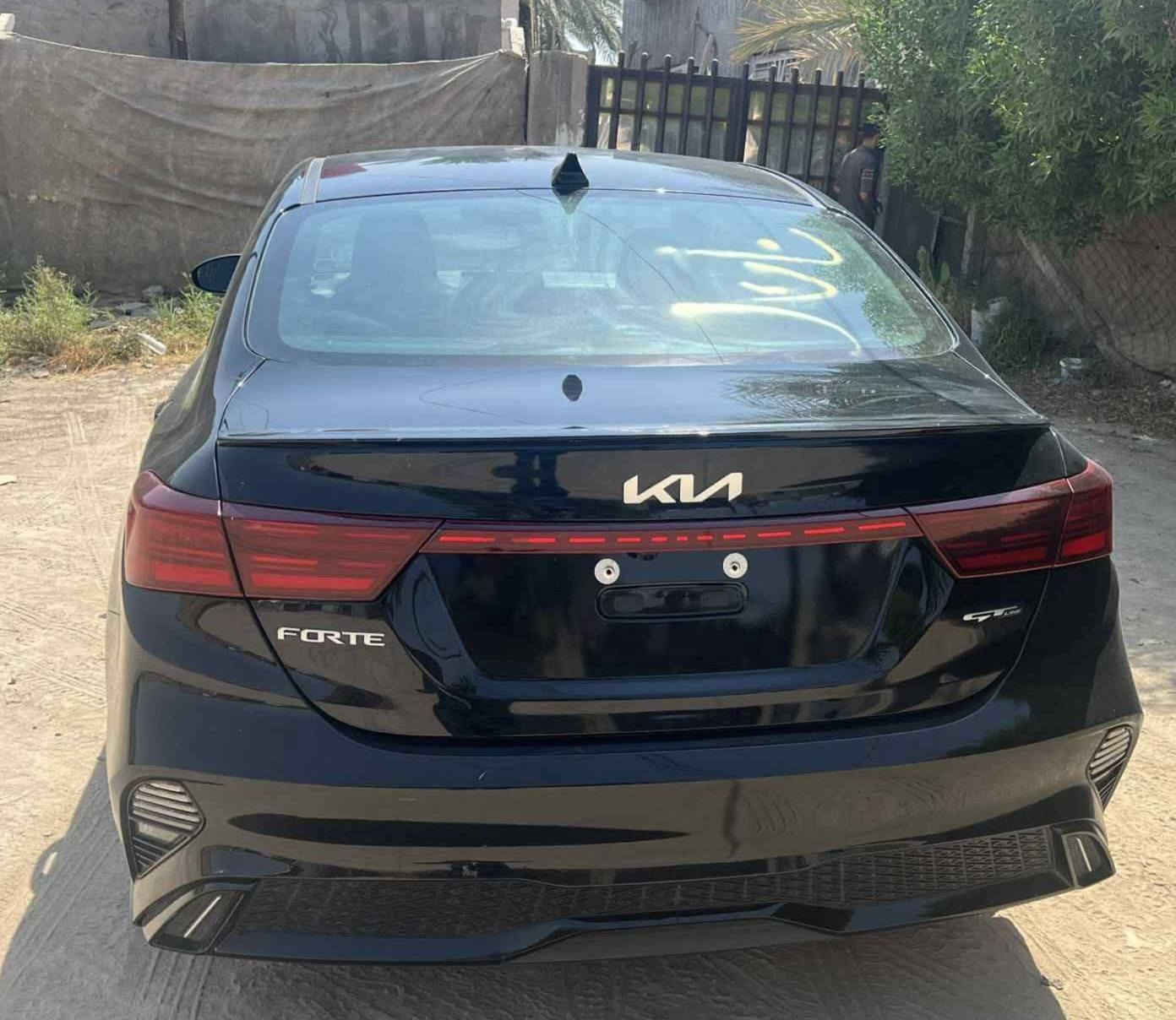 سلام عليكم  فورتي أمريكا للبيع موديل 2024 مكاني السعر ١٣٣  بغداد مدينه الصدر
الهاتف ***********
