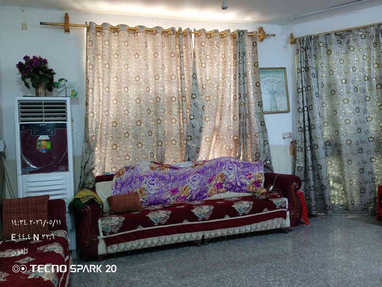 🏡✨ فرصة ذهبية للبيع — بيت حديث البناء في حي الأمير ✨🏡 للبيع دار راقي ومميز في
📍 حي الأمير — خلف الأولى التقاعد العامة مباشرة
مقابل عيادة الاسنان.  
🔹 المواصفات:
✅ الواجهة.11متر
✅ المساحة الكلية 172 متر
✅ بناء جديد وتشطيب حديث
✅ استقبال واسع 6×5
✅ مطبخ مرتب 4×5
✅ هول مريح 4×5
✅ منور خارجي
✅ كراج يتسع لسيارتين 🚗🚗
✅ غرفة نوم بالطابق الأرضي

🔹 الطابق الثاني:
🛏️ 3 غرف نوم واسعة
🚿 صحيات داخلية وخارجية عدد 3

💎 تصميم عصري ومساحات مريحة مناسبة للعوائل
💎 موقع ممتاز قريب من جميع الخدمات
💎 فرصة سكن واستثمار بنفس الوقت. 

📞 للاستفسار والمعاينة يرجى التواصل على الخاص أو الاتصال مباشرة:
***********
***********
صاحب الدار 🏠» سيد باسم المشعشعي.
