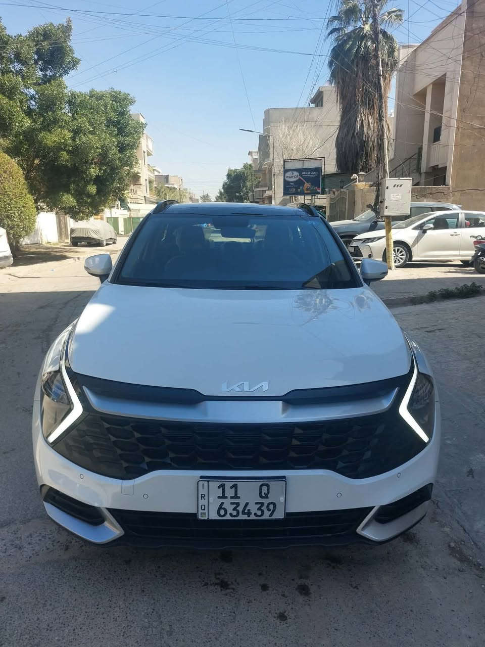 السلام عليكم
سبورتج ٢٥ خليجي رقم بغداد بأسمي
فول مواصفات 

ماشيه10  ونص قابله للزياده 

اعتذر من المراوس بيع فقط 

سعرهه ٢٤٠ بيها مجال بسيط 

مكان السياره  بغداد 

 • فتحة سقف بانوراما 

نقطه عمياء 

 • مقاعد أمامية كهربائية

 • كشنات تدفئة

 • ستيرن تدفئة

 • تحكم ستيرن جهتين

 • حساسات أمامية وخلفية

 • شاشة + كاميرا

•تبريد شاشه لمس

 • لايت LED + بك لايت LE

 • صندوق كهربائي

 • تشغيل عن بعد 

  • بصمة
***********
