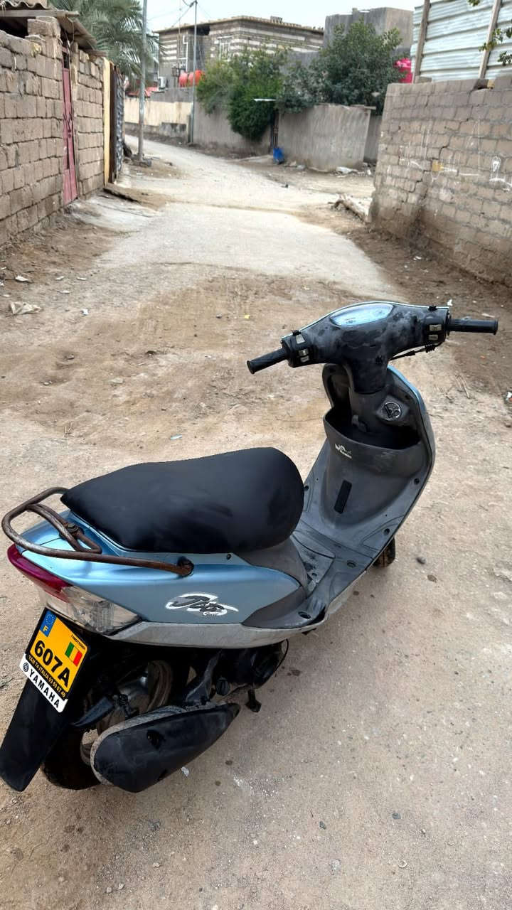 دراجه ماكس قجمه للبيع دراجه جديده حاويه ماشيه ٥ ايام فقط
مكاني قضاء المدينه 
السعر ٩٠٠ وبيها مجال قليل
 رقم لتواصل***********
