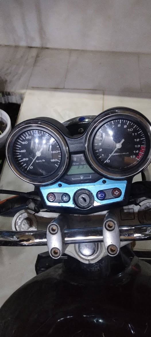 السلام عليكم
اريد مراوس ويه دراجه نوزل وانطي فرق


**إذا كنت صاحب هذا الإعلان وتريد حذفه لأي سبب، رجاءا أرسل رسالة إلى الدعم الفني**