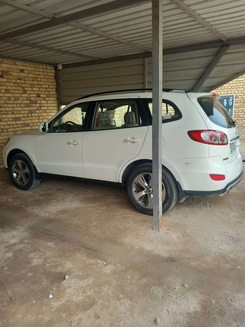 سلام عليكم سنتافيه مديل ١٢ كفاله كامل المواصفات عده البصمه ٤ سلندر مكان السياره ميسان  سعر  ١٦٠  الرقم ***********
