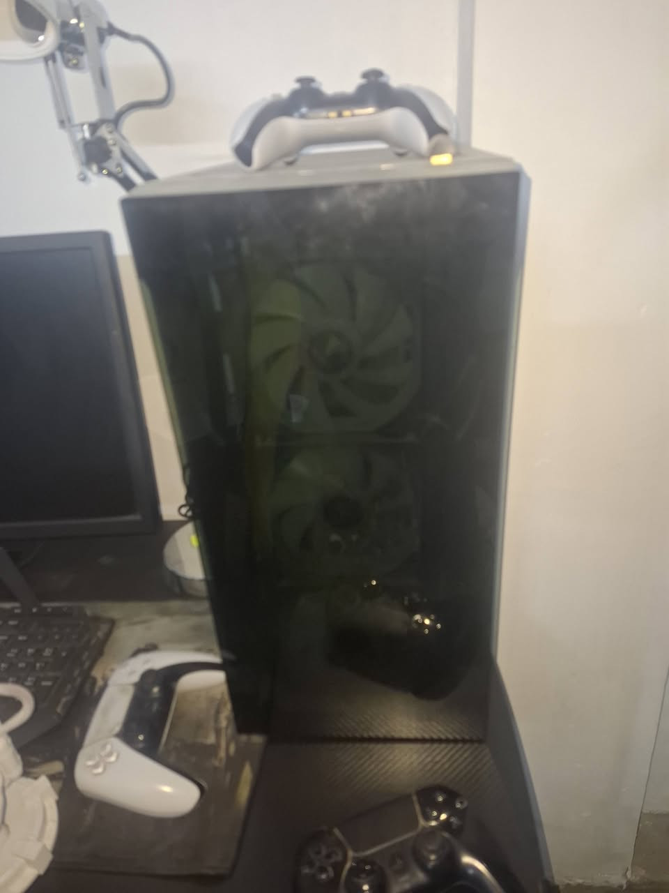 Pc  كامله للبيع
Core i5 10400F
مذر بورد PRIME H510M
RAM DDR4 8x2 3200
NVIDIA GEFORCE RTX 2060 6G
هارد عدد 2
1.ميكانيكي HDD 1000
M.2.256.2
بورسبلاي 750 
Windows 11pro
الشاشه MASS
حجم 24
75هرتز الدقه FHD1920/1080
ubs مكسما 1500
ماوس ريزر 
باد ماوس
كامره
كيبورد 
سماعات رأس محيطيه
سماعه مضخم
الكيس تحكم الوان
مكاني بغداد الخطيب ***********
