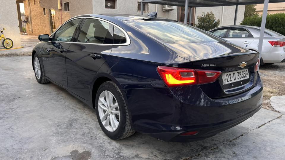 السلام عليكم : ماليبو موديل 2018 مواصفات LTحادث خفيف صور الحادث بالمنشور بنيد وشويه جاملغ سيارة جاهزه وبدون نقص رقم اربيل تحويل أو وكاله السعر 103 اصور سعرها مناسب وحادثه خفيف مكان السياره بغداد اليوسفية هاتف 
***********
***********
