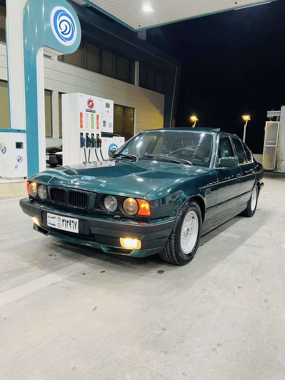 525iA 1993
سلایت تەبرید ئەیبیئێس تەلەفون دوجام کارەبا سوکان کارەبایی دەبڵ ئەرباگ لایت و بەگ لایت بیلاد پێش و دوا چرکەی تیا نیە دەعم و لێدراوی نیە
تایەو ویلی لۆکە  ئارمی پلاستیکی هەولێر بەشەرتی ئەوەلیات و غەرامە
سعری ٦٦ 
***********
