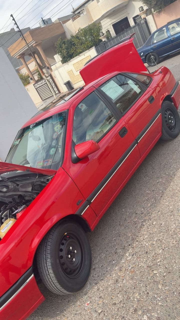 سلام عليكم للبيع اوبل فكترا موديل 1991
مكينه 18كيرعادي مكينه بالشرط سياره صبغ عام جماليه بدون ظربه 

رقم سليمانيه سنويه جديد لحد 2027 دفتر بانزين بيها 

مكان سياره كركوك قادسيه 

***********

سعر 52بيها مجال شراي خابر ماجاوب تعليق ولا رساله
