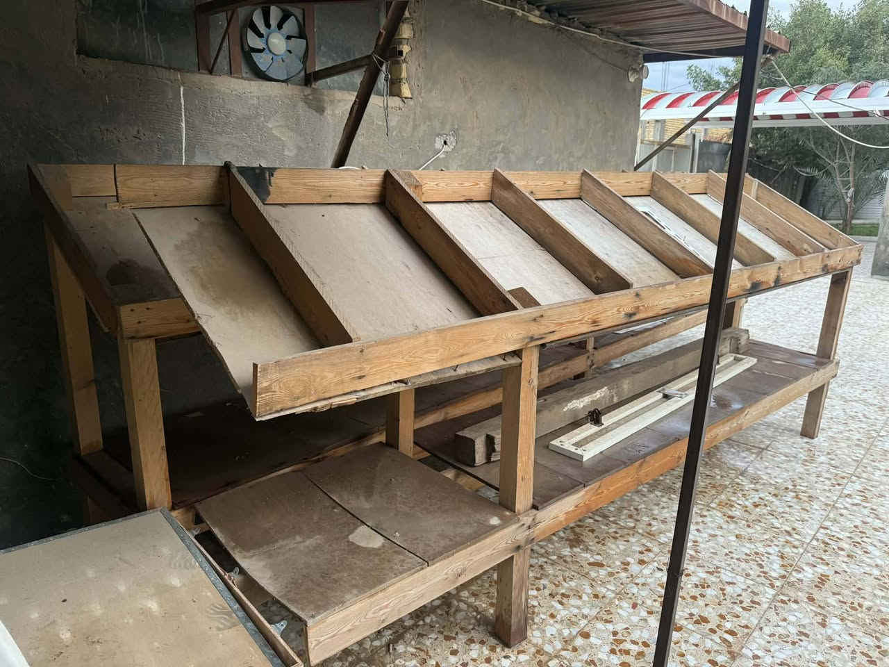 ميز خشب 250 وبي مجال


**إذا كنت صاحب هذا الإعلان وتريد حذفه لأي سبب، رجاءا أرسل رسالة إلى الدعم الفني**