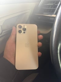 12 برو ماكس جهاز نضافه٩٨ وتر بروف ذاكره ٢٥٦ بطاريه ٥٠ لصليه ممبدله وكل...