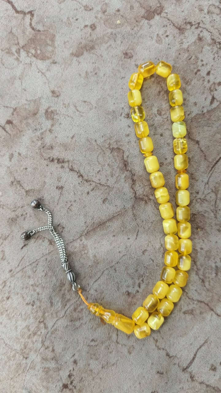 سلام عليكم البيع سبحه كهرب بولوني حر شاهد استندر الوزن 22غرام سبحةة كفية سوبر جمال ماخذة لون جميل
عدد حبات 35 سعر  150دولار مجال بسيط استفسار ‏‪***********‬‏
