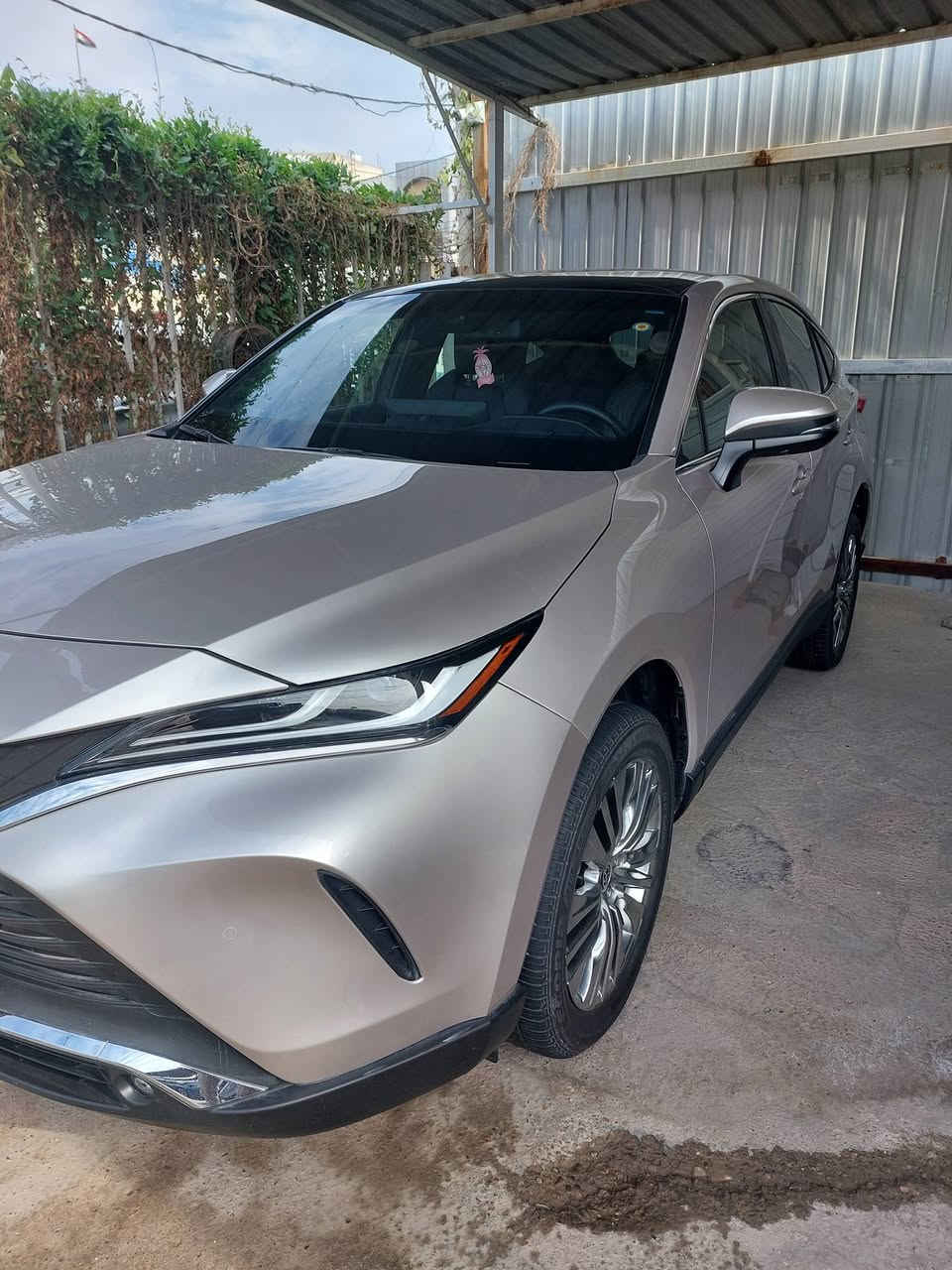 للبيع تويوتا فنزا 2024 هايبرد
دخول جديد كامل مواصفات اعلى فئه حادث السياره باب وجاملغ سطحي باب تبديل نفس اللون وجاملغ صبغ 
العنوان بغداد كريعات معرض القمه 
للاستفسار ***********
السعر 28000$
