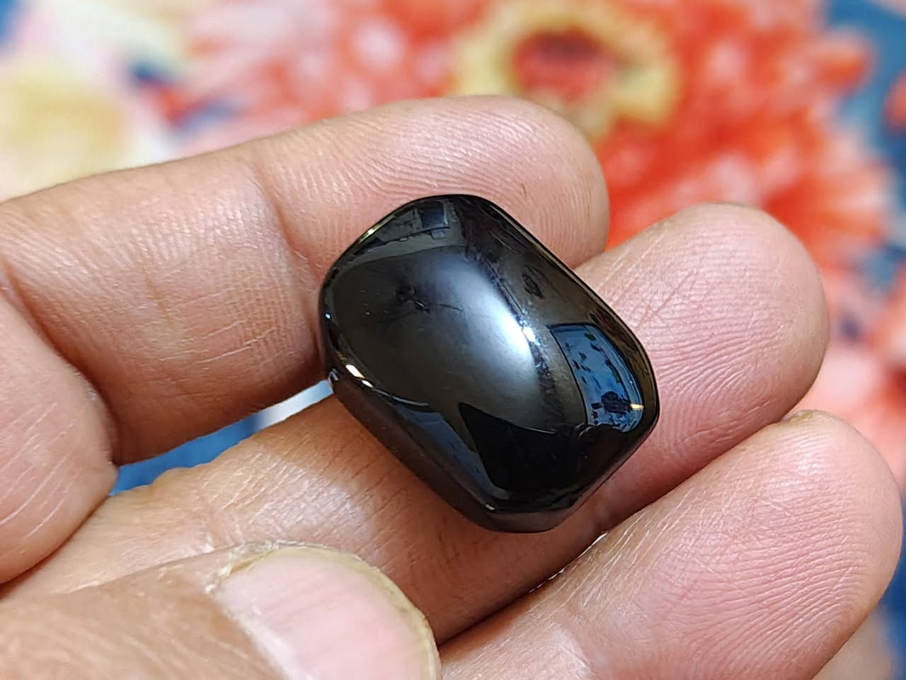 عقيق يماني شفه العبد زبيبي سباعي الاصلي ملكي طبيعي غير معالج بذمه السعر خاص لطفا منكم ***********
