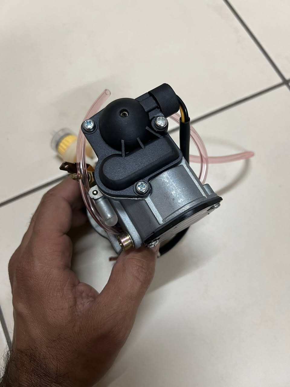 كابريتر خلي سعرك وبل عافيه


**إذا كنت صاحب هذا الإعلان وتريد حذفه لأي سبب، رجاءا أرسل رسالة إلى الدعم الفني**