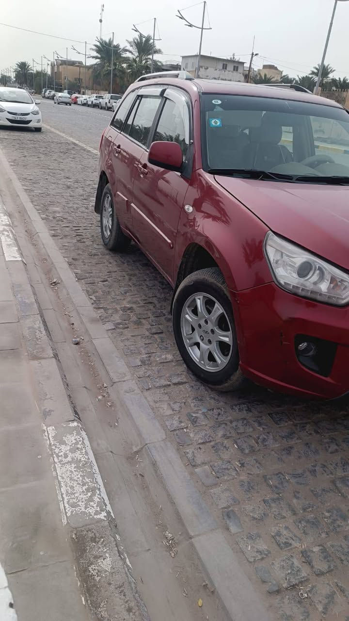 سلام عليكم تيكو 2013 رقم بصره دولي بسمي سياره مكفوله من الضربه وصبغ وتبديل محرك وكير وحداديه وتخم تاير كهربائيات تبريد كهربائيات كله شغاله دواخل نضيفه سياره جاهزه من كلشي مابيه اينقص الستفسار اتصل على رقم 📱 *********** مكان البصره كرمه ابوصخير سعر 70 وبيه مجال البصرة, العراق
