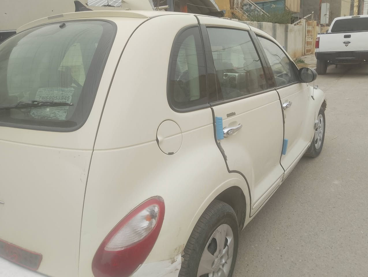 دوج بيتل كروزر 2007 مكينة وكير كورلا كهربائيات كلها شغالة صدر تاير كلة نضيف مرشوشة عام جمالية بسمنا 
كير نمرة رابعة متجي مرات 
بيع اومراوس حسب الرغبة 37 ورقة
*********** مكان بغداد الكرخ
