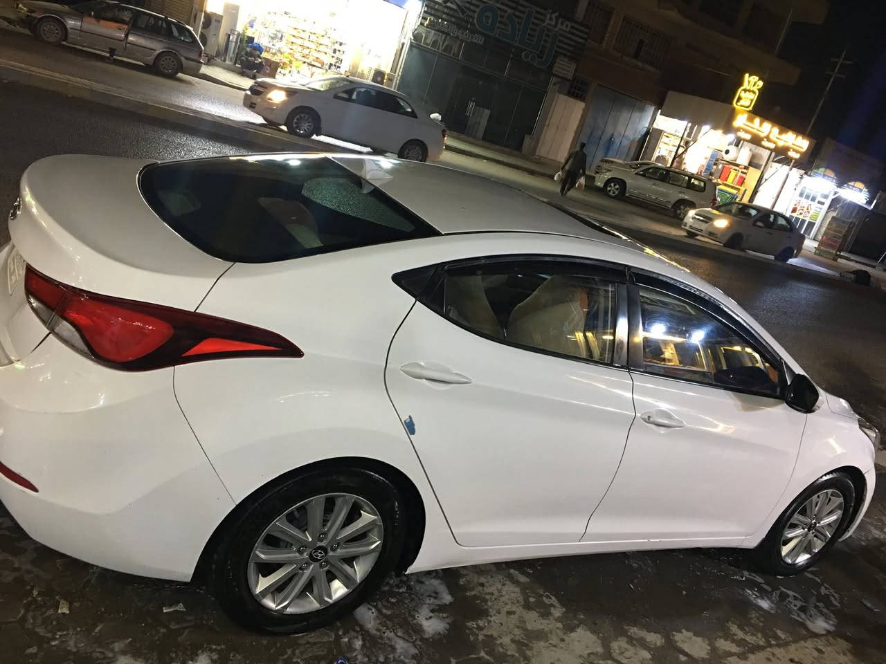 السلام عليكم
سيارة هونداي النتره خليجي
مديل 2014 شكل 2015
فتحه بالقماره.
تحكمات ستيرن جهتين .
اشاير بالمري.
شاشه أندرويد كبيره.
حساسات خلفيه.
ويل 16 المرغوب مو 15.
سنويه جديده رقم جديد دولي 
رقم نجف بسمي
مكينه 1800 دوش المرغوب
سياره مكفوله من الحادث فقط باردات وكرت بالجاملغ الأمامي مقدار اقل شبر مكان نجف حي السلام
سعر 128 ورقه 
*********** ابو شمس
