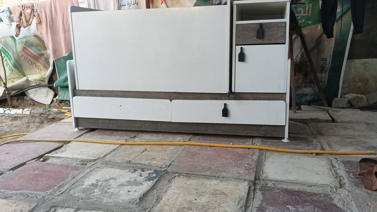 سلام عليكم براد مي. كاروك طفل
للاتصال ***********
