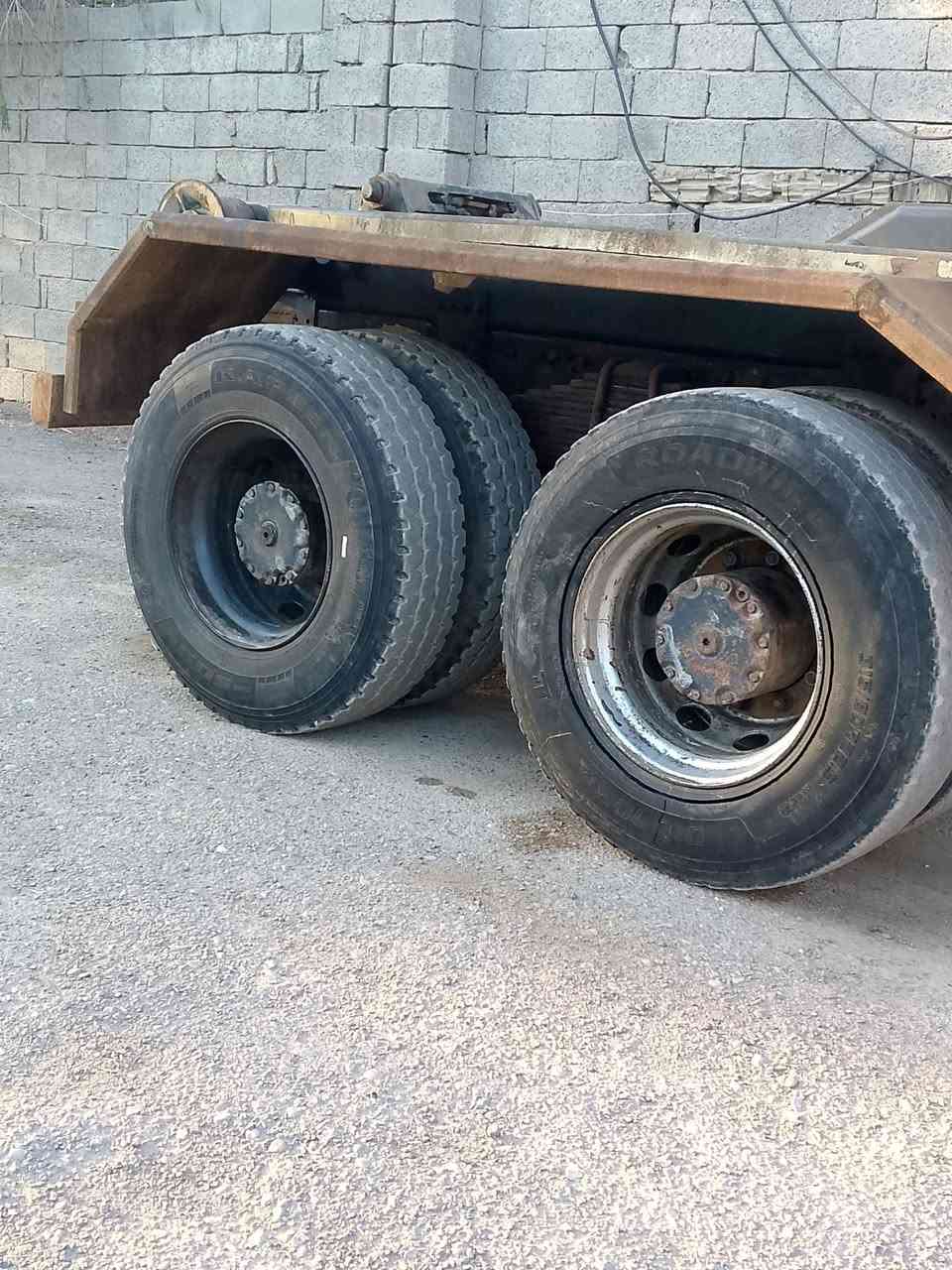 سكانيا للبيع موديل 91 مكينه 12/5 سوبر لاصرف ولابخار كير 5/5 مجموعه مان نص جيف رقم نجف باسمي بالسنويه سكس قلاب بلاديه طويله  رقم ***********
