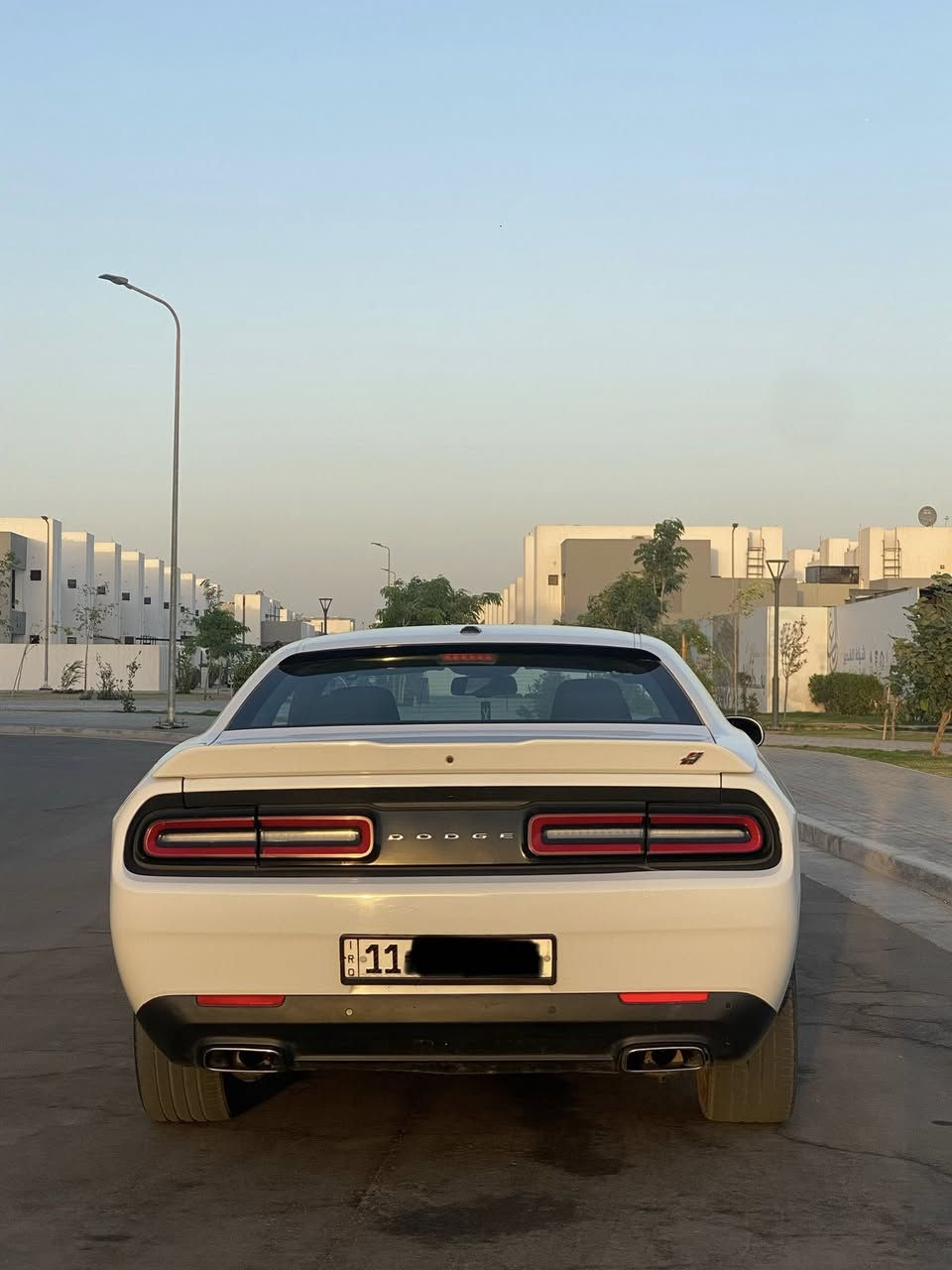 السلام عليكم من رخصة ادمن الكروب
جالنجر 2022 GT فور ويل
السيارة ماشية : 63 الف ميل

السيارة جاهزة و ما ناقصها شي و نضيفة 
رقم بغداد انكليزي ب اسمي السيارة

مواصفات : 
١- حساسات خلفية 
٢- شاشة وسط 
٣- كامرة خلفية 
٤- كشن كهرباء
٥- تبريد قطعتين 
٦- شفتات ستيرن 
٧- دبل اكزوز 
٨- تحكمات ستيرن
٩- مراية وسطية تعتيم 
١٠- شاشة اعطال
١١-تشغيل عن بعد
١٢- صندوك كهرباء 
١٣- كامرة دوارة

السيارة مكفولة مكينة و كير  
كلشي ما بيها نقص 

السيارة قطعتين صبغ : 
بنيد 
چاملغ امامي ايسر 
بيها قطعتين بارد
مكفوله من الدواخل 

للاستفسار : 0770 799 4489

مكانها : مجمع البدور السكني - بغداد

سعر السيارة :175 ورقة و بيه مجال بسيط للشراي
