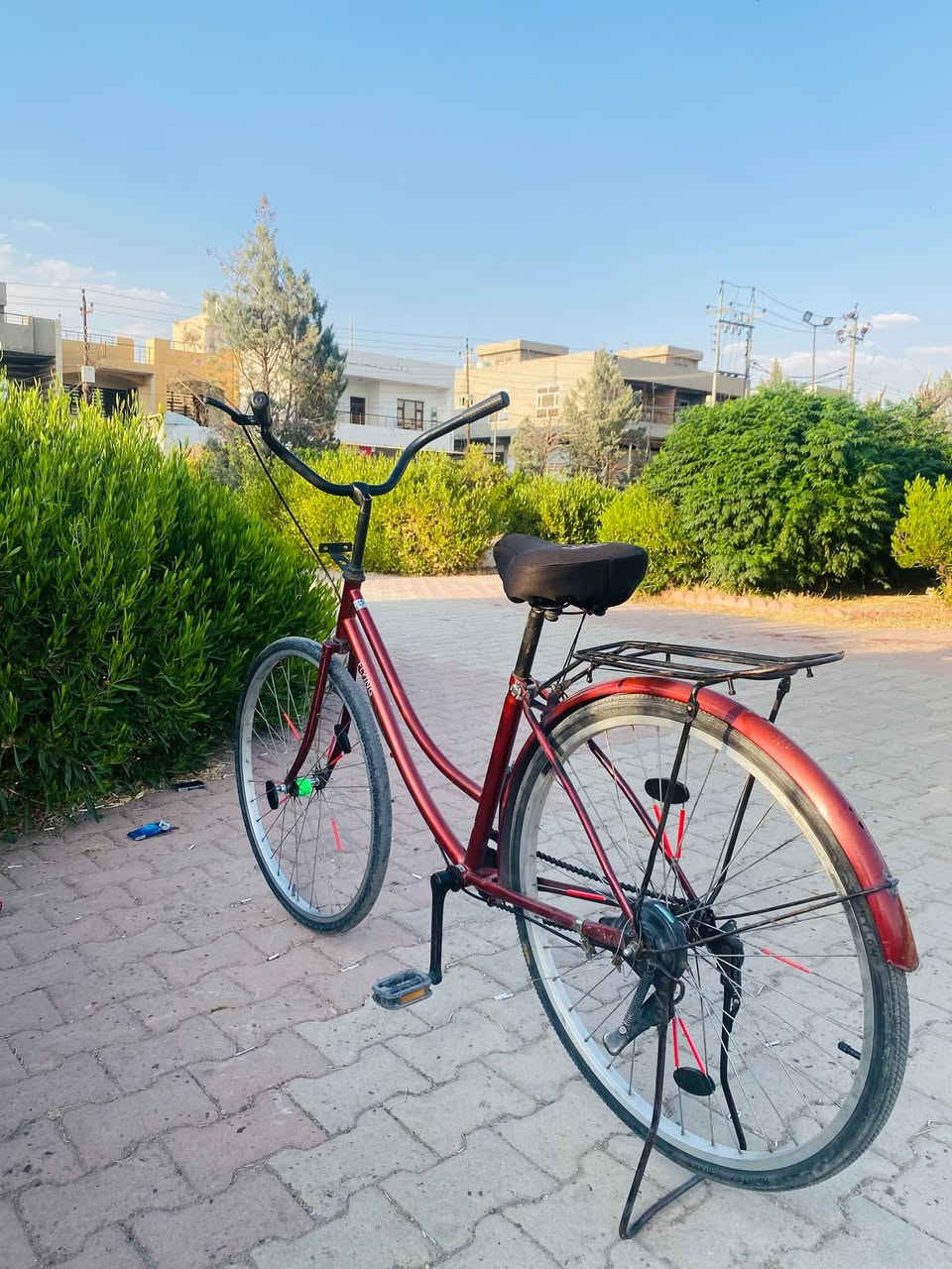 سلام عليكم بايسكل ياباني لل بيع حجم 26حيل نضيف بريك شغال باسكل مرتب مابي اي ملعب بل ستيرن او البايدر مابي ملعب المشي مالته ✈️مكان اربيل دارتو. السعر (75)  رقم وتساب *********** ❤️
