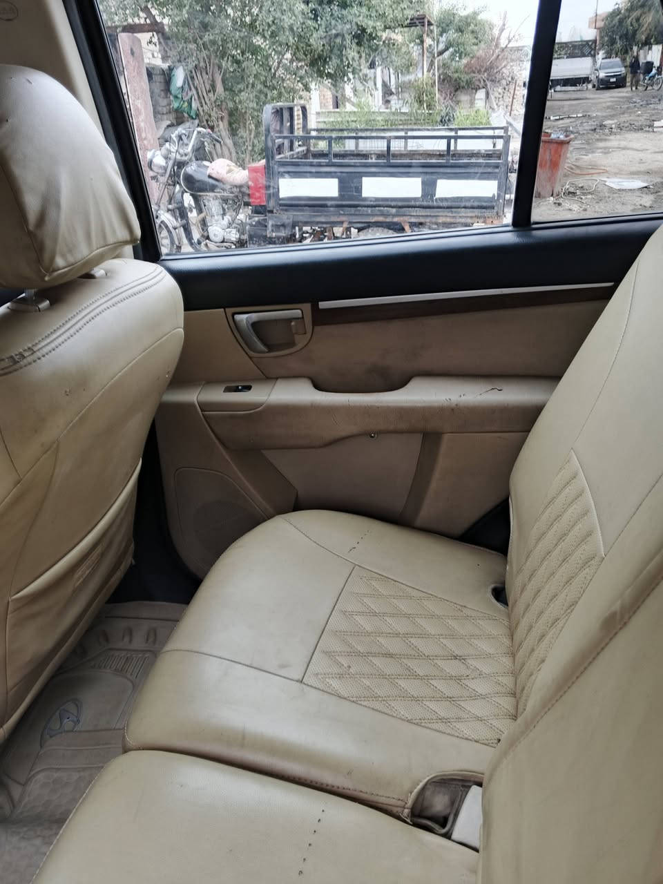 السلام عليكم ورحمه الله وبركاته للبيع سنتافيا موديل 2009صبغ عام كير مكينه تبريد كهربائيات مكفولات رقم جديد موجود خاص


**إذا كنت صاحب هذا الإعلان وتريد حذفه لأي سبب، رجاءا أرسل رسالة إلى الدعم الفني**