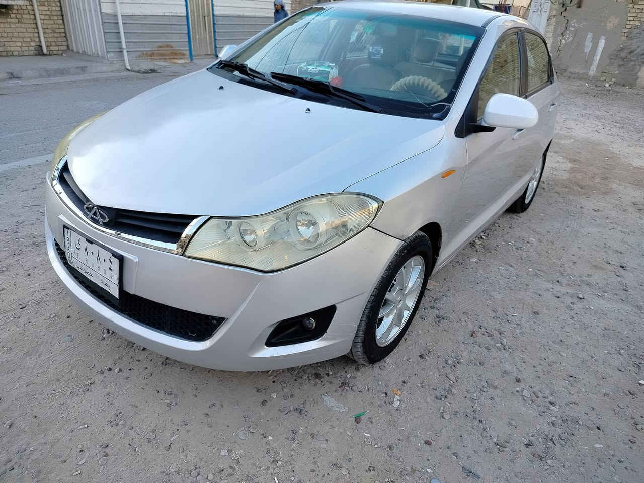 السلام عليكم رمضان كريم عالجميع
فلاوين 2013 للبيع جاهزه من كل النواحي وكلشي بيه جديد  

رقم مميز  بغداد تبريد شغال السياره مناقصه شي راعي السنويه بسامراء گعدت وياه تاخذ تحويل بيه طخه بالچاملغ الخلفي ومصلح البنيد مبخوخ أثر جراد تجي وتشوف بعينك مكان تواجد السياره بغداد الشعله *********** 

السعر 38 وبيه مجال للطيبين
