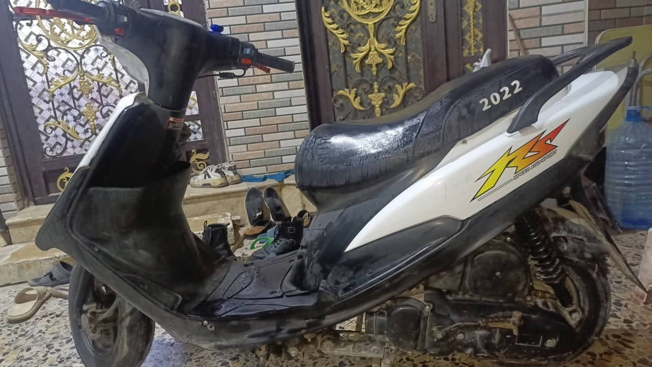 دراجه ماكس للبيع سعر 550 وبيهه مجال رقم الهاتف ***********
