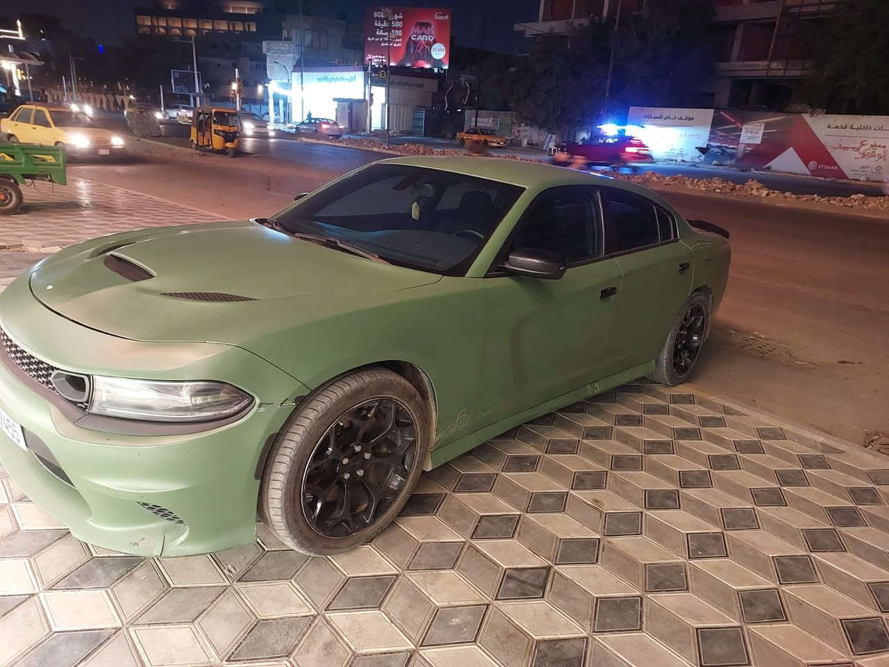 (سلام عليكم )
جارجر 2018 وارد أمريكي (5700)هيمي🔥
السياره ابسمي الحادث جاملغ خلفي فقط‼️ما طاك أي ايرباك وصور الحادث موجوده السياره بوليسي🚔
واني لمبدل بيه كلشي SRT🔥من غرفه جديده وكشنات و كيره تعليك و اني مسوي طرح كت كامل فأفون اصلي مو تجاري 
ويل SRT +تخم تاير جديد
الدبلات الخلفيه مبدلهم لن البوليسي تجي اعله من ال SRT شديت دبلات مال HEME🔥
يعني بختصار السياره مبينه SRT 
وضايفله منضومه غاز⛽️يعني انسه شي اسمه بانزين
شاشه كبيره🏴󠁧󠁢󠁷󠁬󠁳󠁿
كامره دواره‼️
حساس خلفي🫐
كشنات كهرباء
( رقم صاحب السياره )***********‼️
