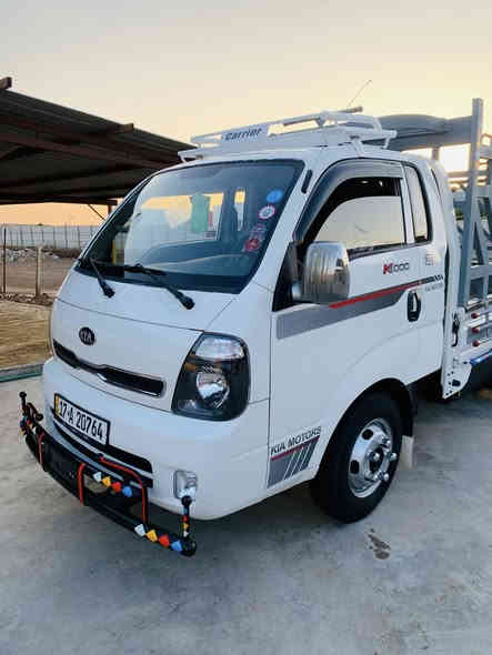 اللهم صل على محمد وال محمد
فحل 2020
رقم مثنى دولي
ماشي 240
فول للاخير 1على1 
ربع ماتصرف عليها
محجر
دوشمه
تحويره
دروعه
سوبايه
تخم تاير جديد
نظيفه كلش السيارة
بيها صبغ بالربع الوره السايق بسبب تاير طك وتعدلت ونصبغت
وشخط باب الصدر
وتكحيلات 
مكفوله عدا المذكورات 
مكان السياره الديوانيه المركز
السعر 155
للاستفسار
***********
***********
