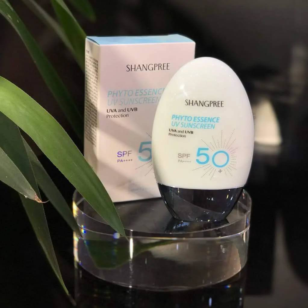 SHANGPREE 💙رجع توفر بعد انقطااااع طووويل 😍😍😍

واقي شمس شانبري يتميز بحماية مضاعفة من الاشعة التي تسبب الظهور المبكر لعلامات تقدم السن (التجاعيد والخطوط)
-حمايه من اشعه الشمس UVA/UVB  والاشعة الضارة التي تسبب الحروق و التصبغات يحتوي على فيتامين B 
-سريع الامتصاص لا يترك ملمس دهني على البشرة 
-مناسب لجميع انواع البشره حتى الحساسة
المنشأ كوريا الأصلي 🇰🇷🇰🇷


**إذا كنت صاحب هذا الإعلان وتريد حذفه لأي سبب، رجاءا أرسل رسالة إلى الدعم الفني**