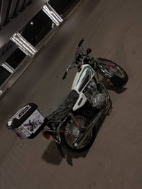 اربعه كير • صندوق • خوذه