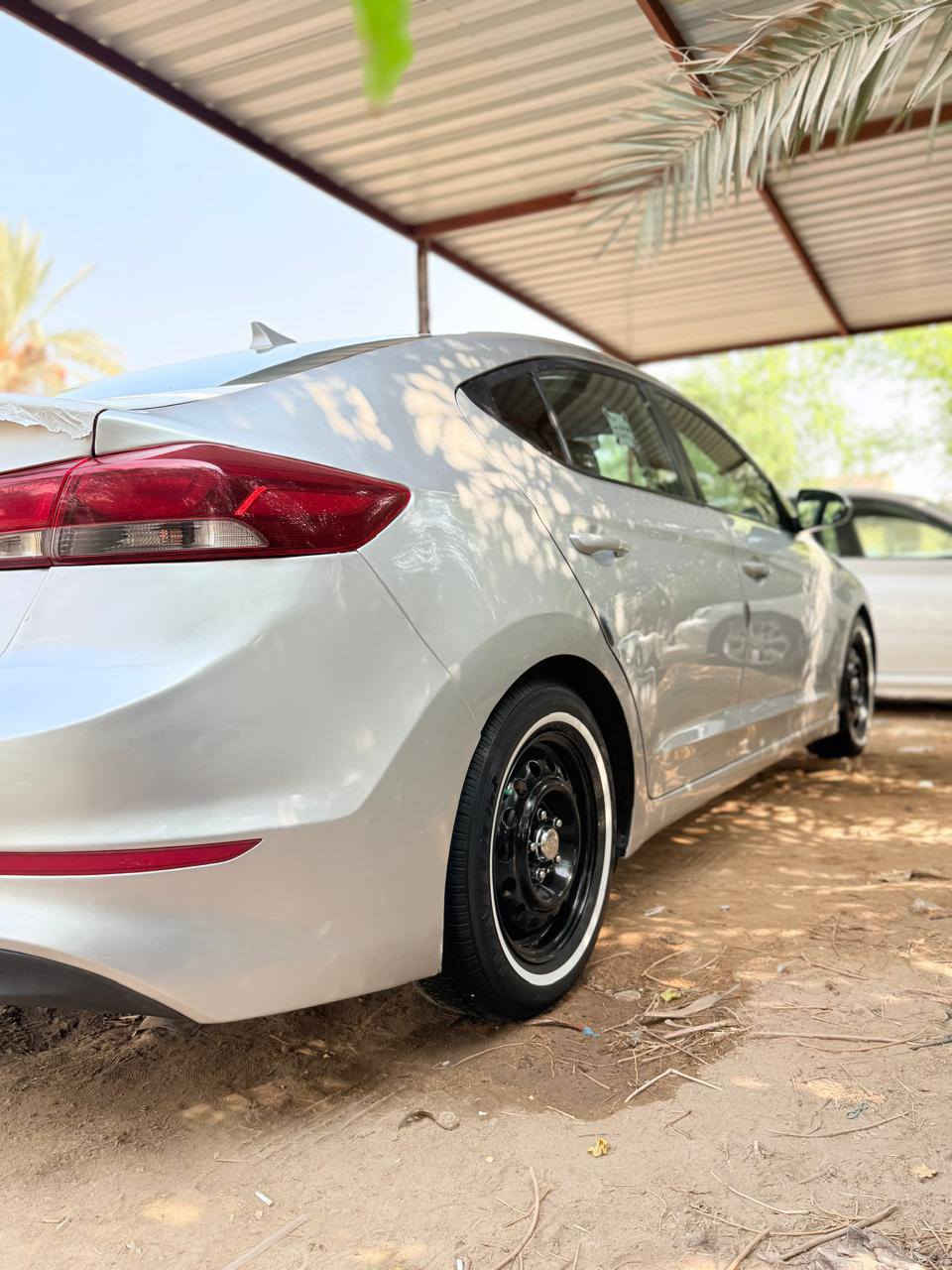 سلام عليكم النتره موديل 2018 رقم قادسيه وارد امريكي ضرر جاملغ اماي بدون دواخل وليشتري يفحص سونار  مكينه ٢٠٠٠ وكير وحداديه وتخم تاير تبريد شغال تحويل مباشر العنوان نجف  الاستفسار اكثر *********** /***********
