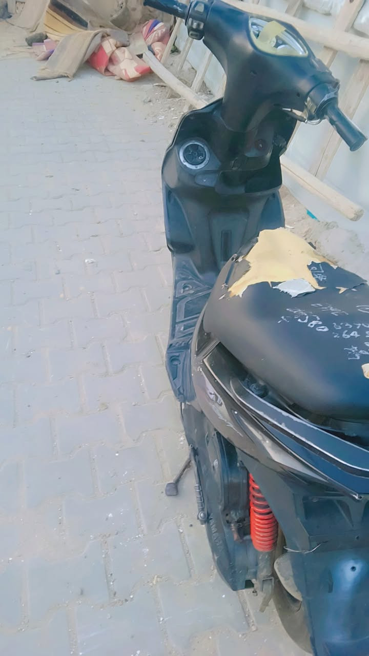 سلام عليكم دراجه ماكس مضلع كفرات بلادي مكينه بلادي خير من لله شلعه ومعدل كهربائات كله شغاله سلف هندر أي نقص مابيه مكان بغداد منطقه الحسينيه خاص مفتوح رقمي ***********
