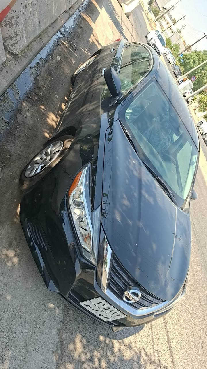 Altima 2017 S 
.
***********

ئاڵتیما مۆدیل ٢٠١٧مواسەفات S .
یەک چامرغی پشتەوە سبوغە بێ ناوگرتن و بێ ئێرباگ .

٤٨ میل ڕۆیشتیە .
گێڕ و مەکینە تەبرید بەشەرت .
سعری $١١٥ وەرەقە و کەمەک مەجال .
*********** أربيل, العراق
