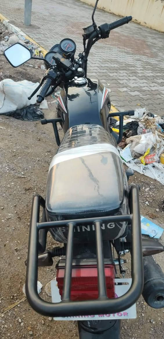 دراجه شاينك 23 نضافه فول  مراوس بدايوان


**إذا كنت صاحب هذا الإعلان وتريد حذفه لأي سبب، رجاءا أرسل رسالة إلى الدعم الفني**