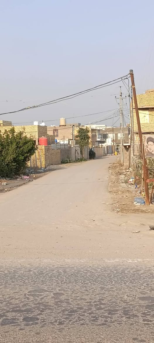 دار للبيع ركن طريق ناصرية سوق الشيوخ ال بوعظم  مقابل عمود ١٥ داخل فرع تبليط ثالث بيت على اليمين 
المساحة ١٠٠م٢ وبالواقع اكثر
للتواصل ***********
