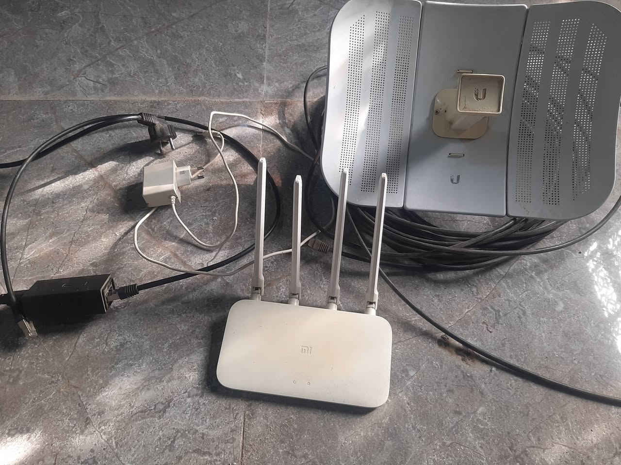 سلام عليكم شبكه نت كامله شرط الشغل نضيفه مكاني بصره حيانيه *********** سعر ٦٠ وبيهة مجال
