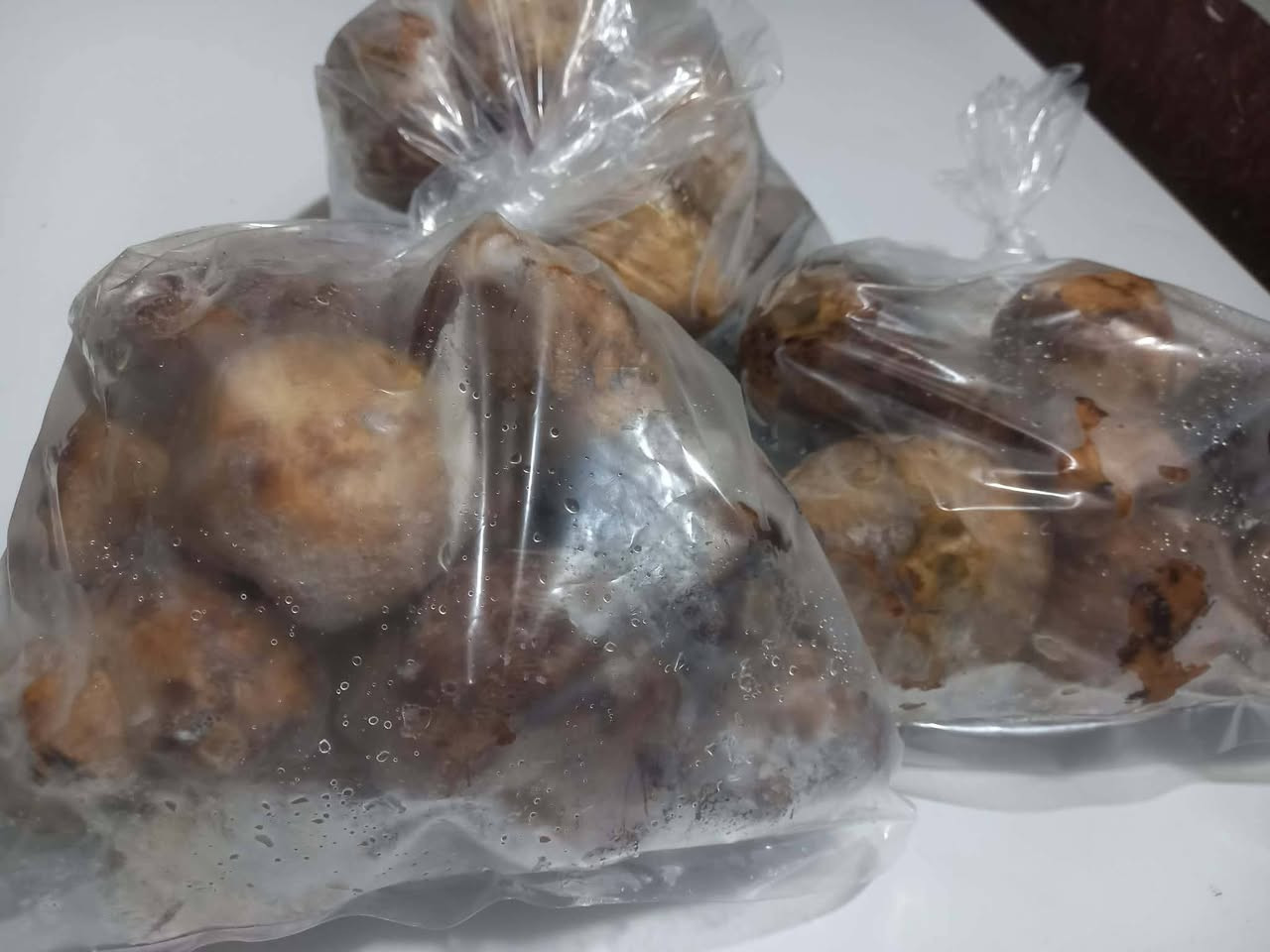 السلام عليكم
متوفر جمله لاصحاب المحلات 
مكدوس بالجوز وزيت زيتون 
جمه منظف ومسلوك وجاهز للاكل 
للحجز الرقم ***********
