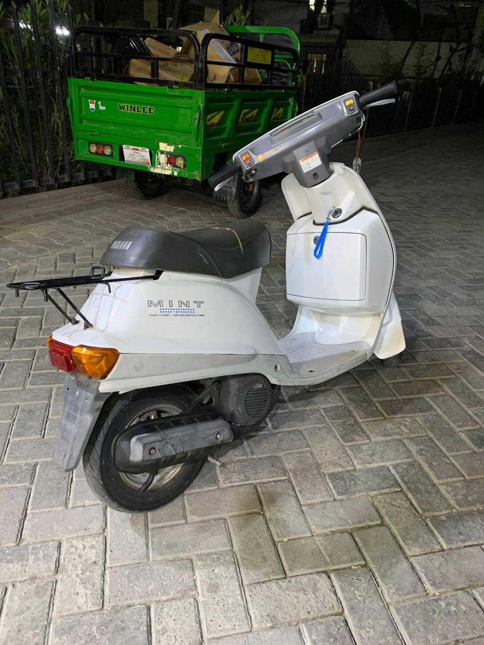 السلام عليكم شباب دراجة منت مال رمبة تخبل سعر خاص 
مكاني مدينة الصدر ***********
