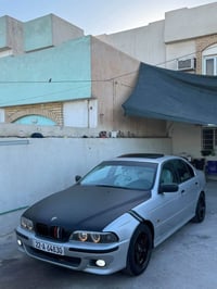 للبيع او مراوس حسب القناعه  Bmw 525 i 2000 موديل  صبغ عام جراد محرك ٦ ...
