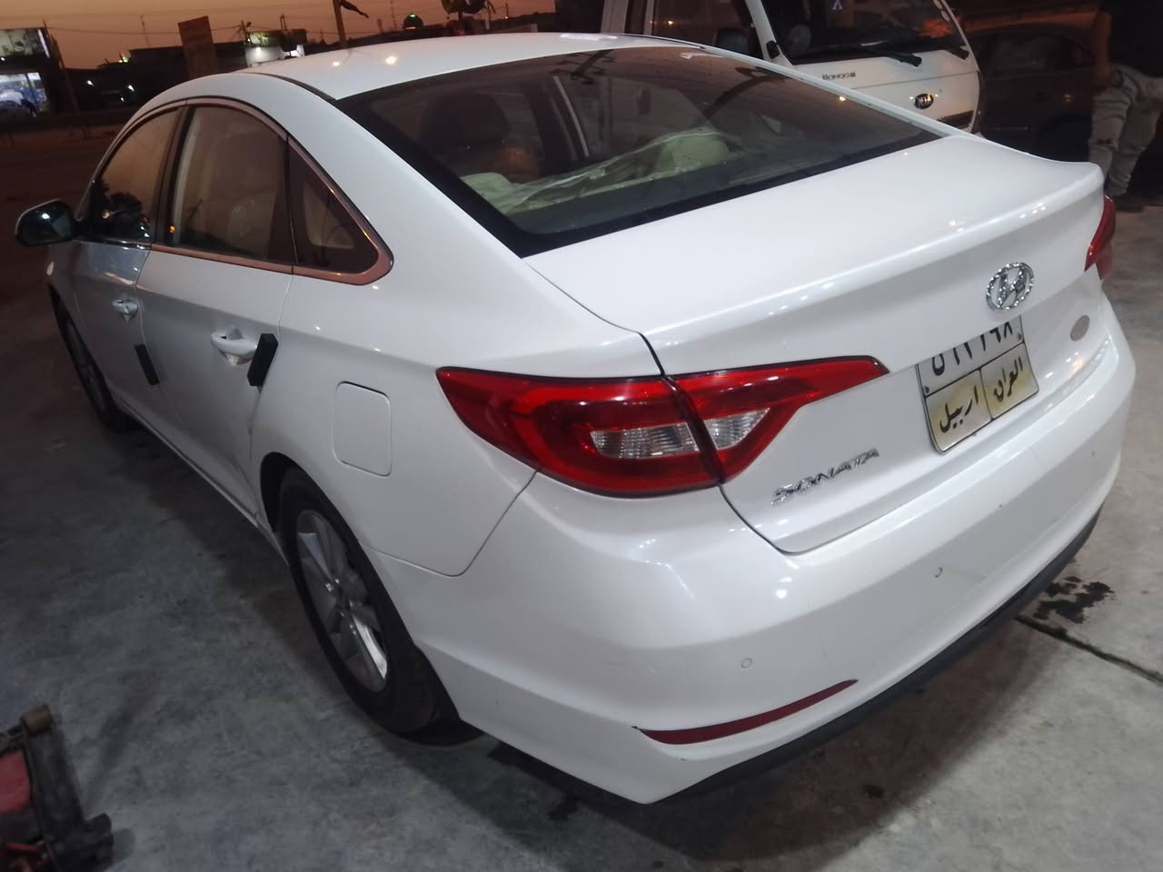 سوناتا خليجي رقم شمالي مديل 17بيها قطع صبغ السعر 120للاتصال ***********بصرة قضاء شط العرب
