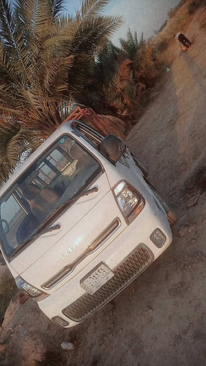 اسلام عليكم كيا موديل ٢٣ ماشيه ٧١
سياره انظف من صوره بعدها زيروو رقم بابل تحويل ثاني يوم 
بيها صبغ شبرين بلكصه موضح بلمنشور ومبدل بند بسبب رصعات صغار 
سعر ١٤٥ 
***********
