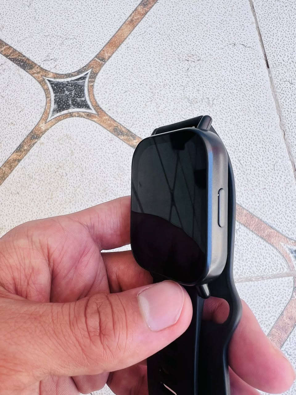ساعه شاومي ريدمي واتش 5 آكتيف الذكية. 
تتميز بشاشة LCD ملونة مقاس 2.0 بوصة. 
تدعم إجراء واستقبال المكالمات عبر البلوتوث بفضل الميكروفونات ومكبر الصوت المدمجين. 
توفر أكثر من 140 وضعًا رياضيًا وتتبعًا للصحة مثل معدل ضربات القلب والأكسجين في الدم. 
تتميز ببطارية تدوم حتى 18 يومًا في الاستخدام العادي. مع كيبل شحن
مقاومة للماء بتصنيف 5ATM، مما يعني أنها تتحمل السباحة.
استخدام قليل السعر 55 وبيها مجال وخادمكم


**إذا كنت صاحب هذا الإعلان وتريد حذفه لأي سبب، رجاءا أرسل رسالة إلى الدعم الفني**