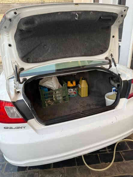 السلام عليكم كلانت مستيبوشي_2011 شركة طريق الأقواس سيارة جديدة حدادية تبريد كير مكينة تدفئة كهربائيات كله جديدة دواخله اتخبل مكان السيارة ميسان علي الغربي.    ***********.     السعر 73.
