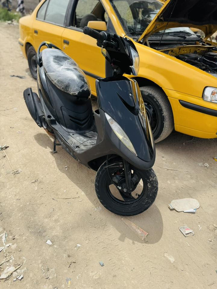 ماكس عدله للبيع دراجه جديده مابيه اي نقص مكفوله قبل شهر اخذته من الرمبه سعرها ٨٥٠ وبيه مجال قليل مكاني بابل مركز المدينه  ***********
