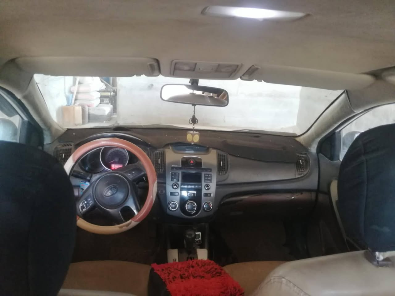 للبيع كيه سيراتو 2011مصبوغ حزام رقم دهوك ألماني عليه غرمات 8 اواق ينشال من حكه عنوان موصل زمار شرط تحويل سعر 85 هاتف ***********
